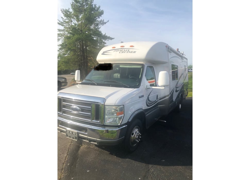 Class C Motor Home rentals in Shepherdsville