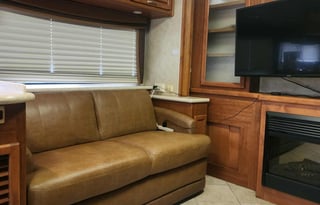 2008 monaco knight coach 40DFT