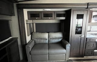 35' 2022 Grand Design Reflection 340RDS Sleep 6