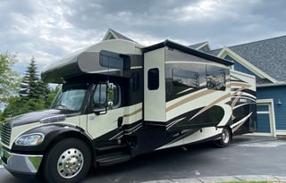 Jayco Seneca 37FS - Super C Class!