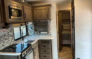 2022 Forest River RV Shockwave 25RQMX