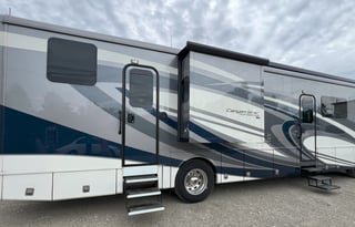 2021 Newmar Canyon Star 3927
