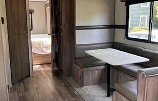 2021 CrossRoads RV Zinger ZR320FB