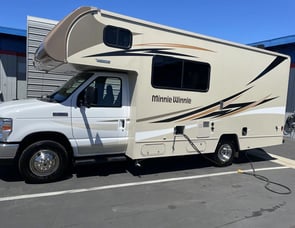 Winnebago Minnie Winnie 22R