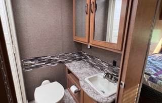 2017 Thor Motor Coach Four Winds 28Z