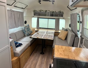 Airstream RV International 30RB