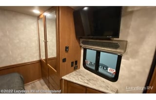 2019 Winnebago Adventurer 33C