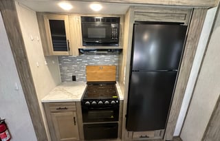 2021 Artic Wolf 3770 Suite-Condo on Wheels