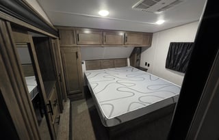 Spacious, Modern, 16 ft Garage Toyhauler for Rent