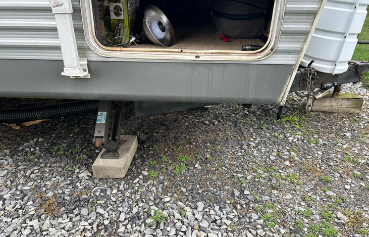 Front storage door with Bluetooth speaker pop-up tent and weights