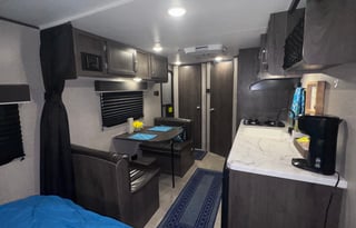 Cute & Cozy "Fully Stocked" Jay  Flight