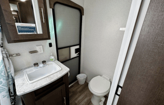 2020 Salem 32BHDS 5019