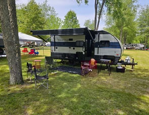 Forest River RV Cherokee Wolf Pup 16BHS