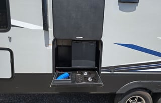 Cherokee Artic Wolf 287BH