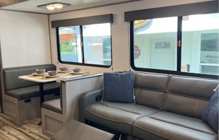 2024 Dutchmen RV Coleman Lantern 263BH