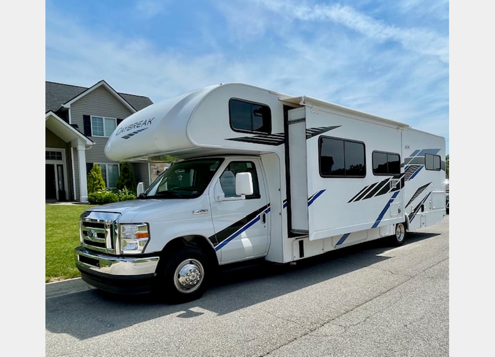 Class C Motor Home rentals in Fort Wayne