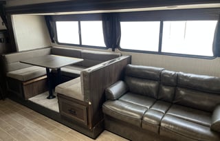 2020 Cherokee Grey Wolf 26 DBH