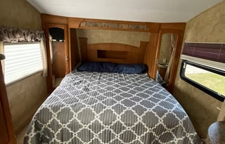 2010 keystone cougar