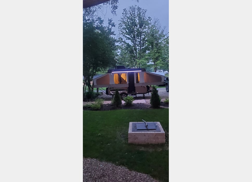 Pop-up Camper rentals in Brook Park