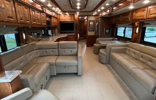 2014 Tiffin Phaeton 40QKH Bunkhouse