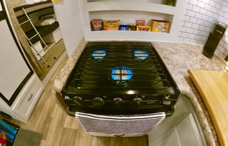 2017 Thor Motor Coach Freedom Elite 30FE