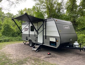 Dutchmen Coleman Lantern KYRV LT17B