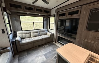 Luxurious Camping in a 2022 Crossroads Cameo