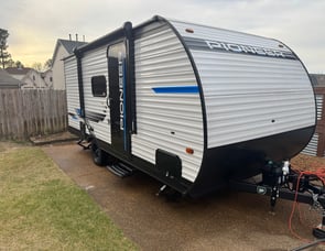 Heartland Prowler 17BHLX