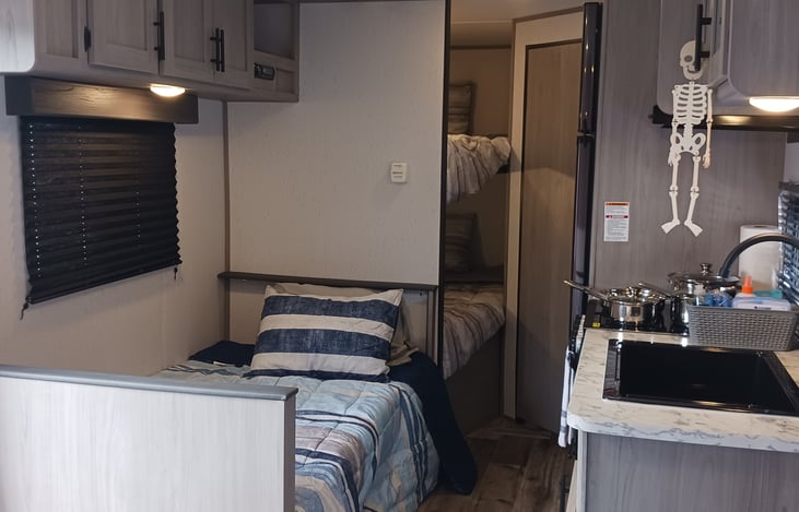 The dinette is ready for bedtime