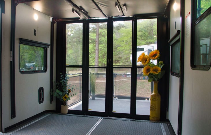 Your deck also serves as a ramp to load up the toys!