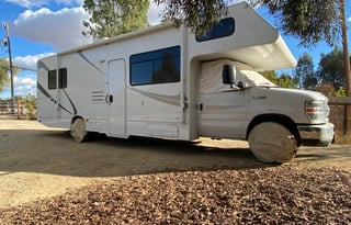 2015 Thor Motor Coach Four Winds 28A