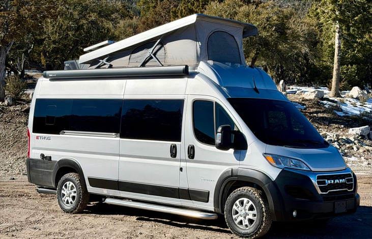 roof tent pops up for extra sleeping area