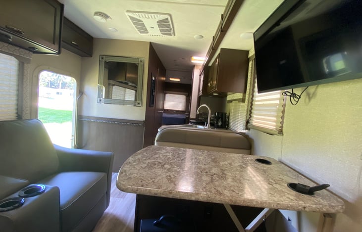 Extra large space, reclining chairs, watch TV in comfort :)