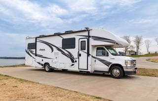 Spacious Dog Friendly and stocked for adventure!!!