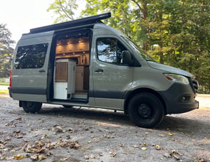 Mercedes-Benz Mercedes-Benz Sprinter 2500