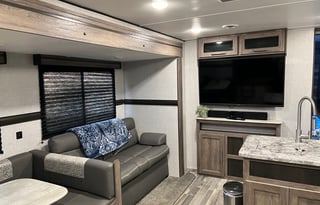 2022 CrossRoads RV Zinger Lite ZR270BH