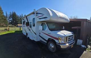 "Bunny," is a 2020 Thor Motor Coach, SUPER CLEAN!!