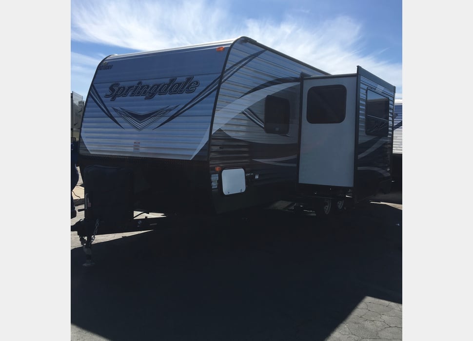 Travel Trailer rentals in Chino