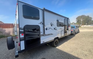 5 starts Rv trailer