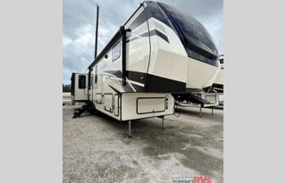 Perfect 5th Wheel with two bedrooms