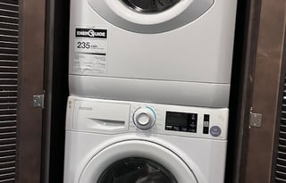 Mandy and DJ's family and Pet friendly RV