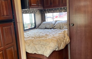 APOLLO - Forest River Mecedez-Benz Sprinter Diesel