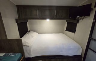 2021 Viking 2  BHS 1 slideout Vacation on Wheels