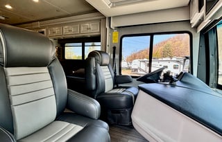 Luxury Personified: The Holiday Rambler