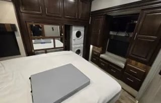 2018 Jayco North Point 381FLWS