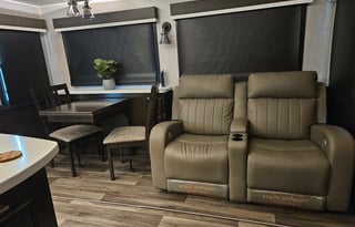 2022 Jayco Pinnacle 36SSWS