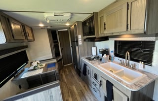 2022 Gulf Stream RV Conquest 249BHL Lite