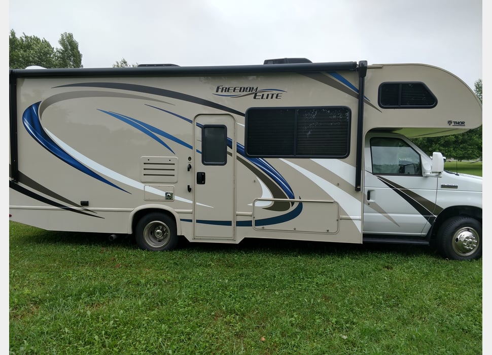 Class C Motor Home rentals in Caldwell