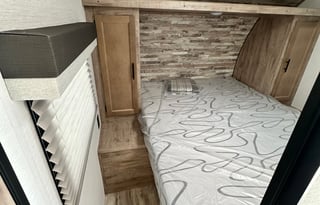 NEW 2025! NO COSTLY INSURANCE FEES! MONTH TO MONTH