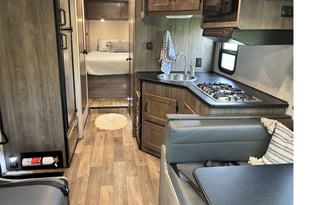 2020 Winnebago Minnie Winnie 328QR